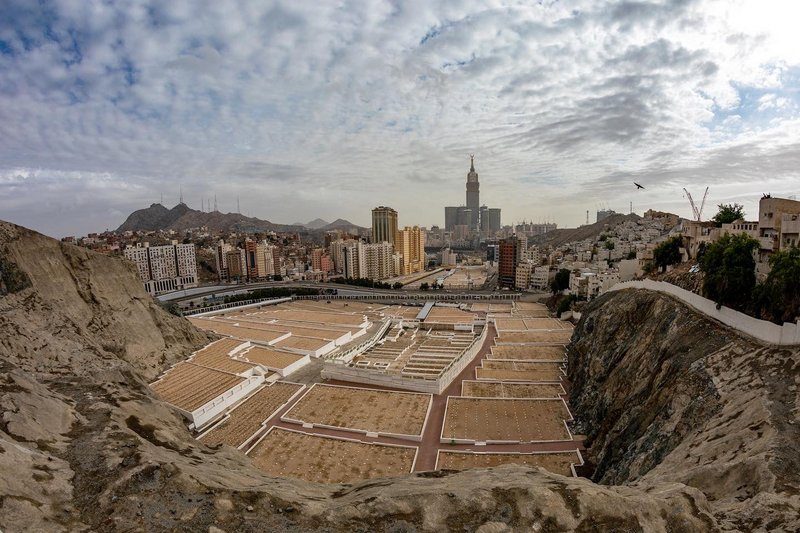 مقبرة المعلاة